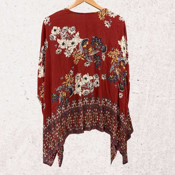 Lola Floral Kimono Cardigan - Red and White - Picture 2 of 4